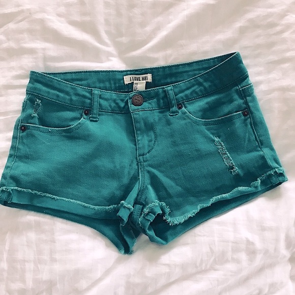 FOREVER 21 GREEN DISTRESSED SHORTS - Picture 12 of 14